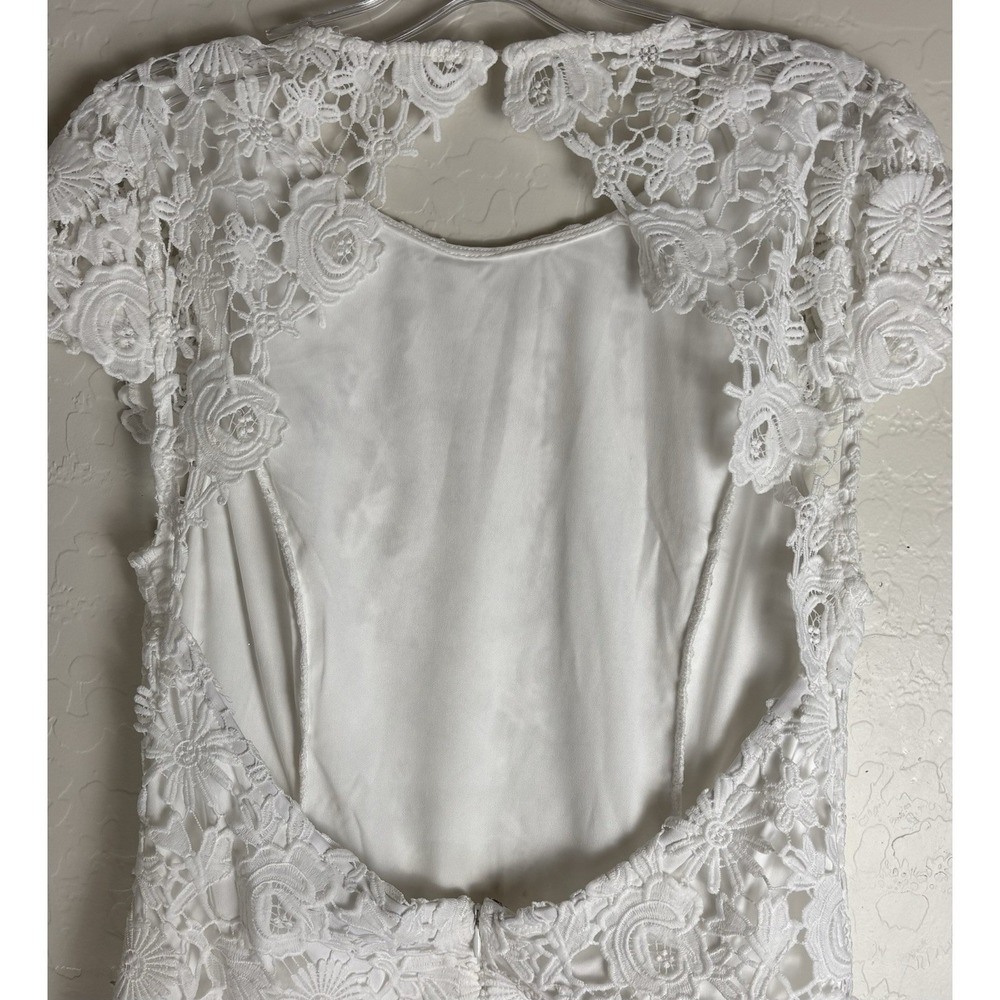 NEW Lulus White Floral Lace Open Back Mini Dress Cap Sleeve Bridal Large 1382 - Picture 3 of 7